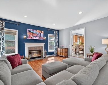 11 Dorian Way - Photo Thumbnail 12