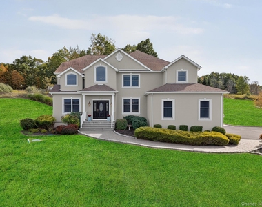 11 Dorian Way - Photo Thumbnail 2