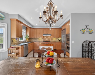 11 Dorian Way - Photo Thumbnail 14
