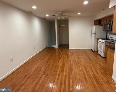 4304 Lancaster Avenue - Photo Thumbnail 4