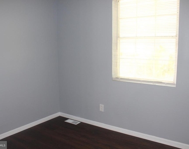 127 Higgins Drive - Photo Thumbnail 11