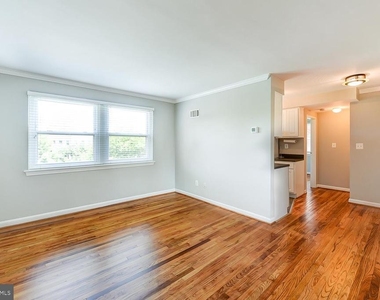 1627 Massachusetts Avenue Se - Photo Thumbnail 5