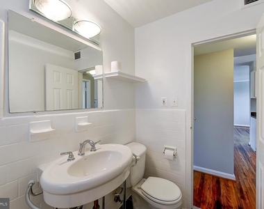 1627 Massachusetts Avenue Se - Photo Thumbnail 13