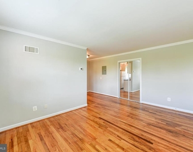 1627 Massachusetts Avenue Se - Photo Thumbnail 3