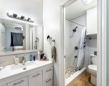 3206 King St - Photo Thumbnail 3