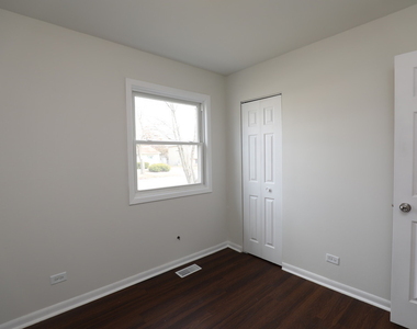 17306 Peach Grove Lane - Photo Thumbnail 3