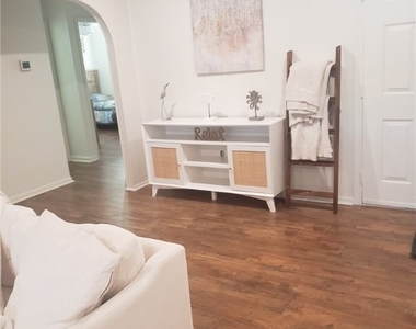 2111 Waylife Court - Photo Thumbnail 5
