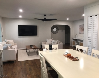 2111 Waylife Court - Photo Thumbnail 3