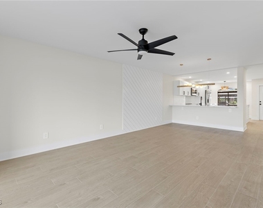 16440 Kelly Cove Drive - Photo Thumbnail 2