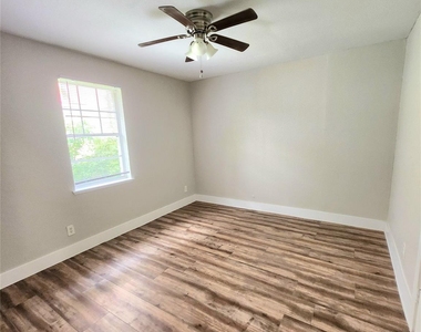 9110 Kentshire Drive - Photo Thumbnail 11