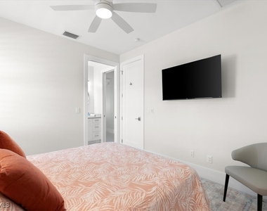 734 109th Avenue N - Photo Thumbnail 19