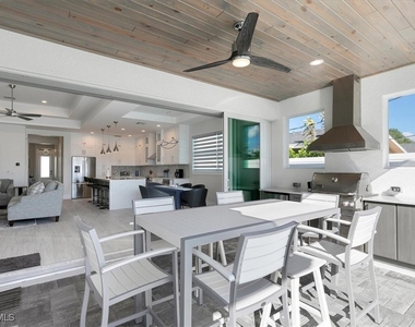 734 109th Avenue N - Photo Thumbnail 25