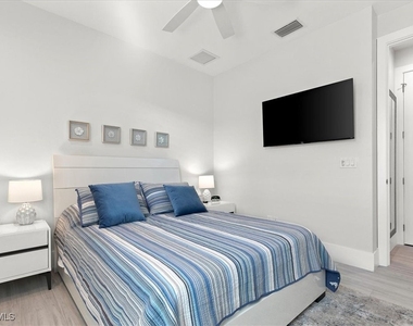 734 109th Avenue N - Photo Thumbnail 14