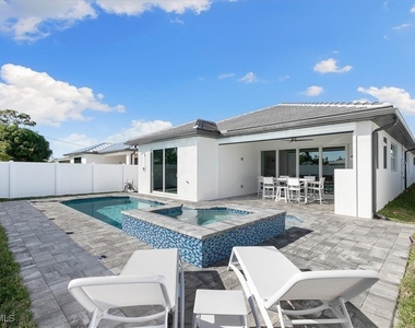 734 109th Avenue N - Photo Thumbnail 24