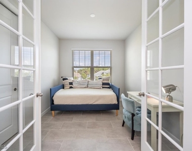 4687 Arboretum Circle - Photo Thumbnail 6