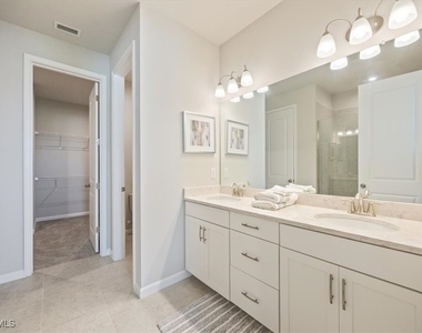 4687 Arboretum Circle - Photo Thumbnail 17