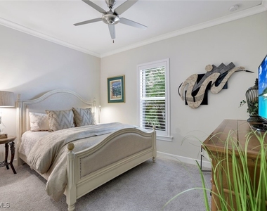 5831 Haiti Drive - Photo Thumbnail 11