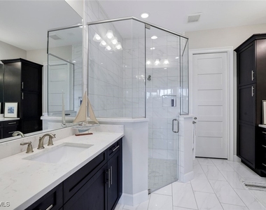 5831 Haiti Drive - Photo Thumbnail 9