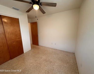 140 Niemira Avenue - Photo Thumbnail 15