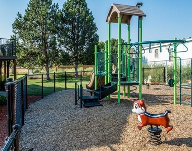 2050 Sw Timber Ave - Photo Thumbnail 6