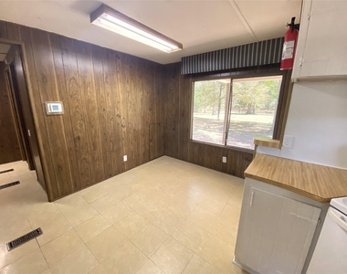 14662 Brooks - Photo Thumbnail 16