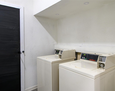 4705 Lyons Avenue - Photo Thumbnail 10