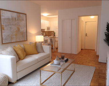 Hanover Square - Photo Thumbnail 3
