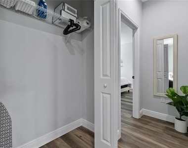 189 Statler Street - Photo Thumbnail 15