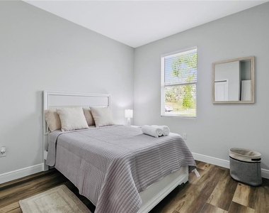 189 Statler Street - Photo Thumbnail 21
