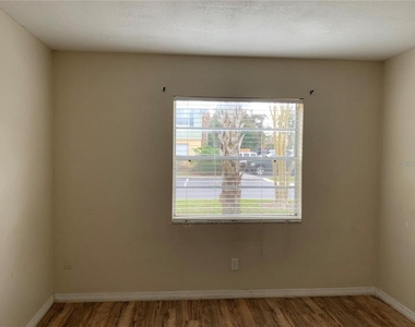 233 Red Maple Place - Photo Thumbnail 10