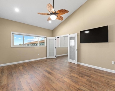 9604 Cortez Road W - Photo Thumbnail 13