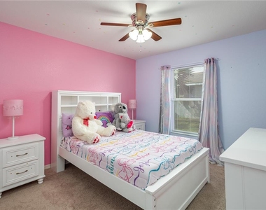 501 Interlock Street - Photo Thumbnail 24