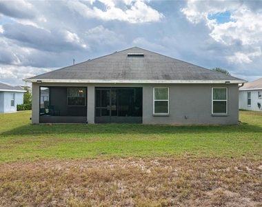 501 Interlock Street - Photo Thumbnail 4