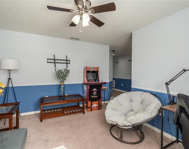 501 Interlock Street - Photo Thumbnail 8