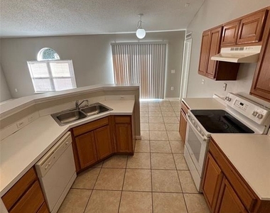1613 Sail Drive - Photo Thumbnail 8