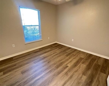 1613 Sail Drive - Photo Thumbnail 14