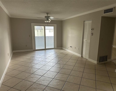 904 Lake Destiny Road - Photo Thumbnail 1