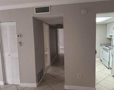904 Lake Destiny Road - Photo Thumbnail 2