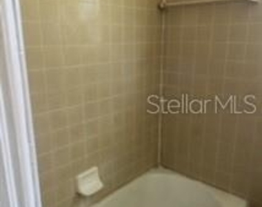 905 Marion Drive - Photo Thumbnail 6