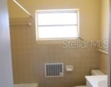 905 Marion Drive - Photo Thumbnail 5