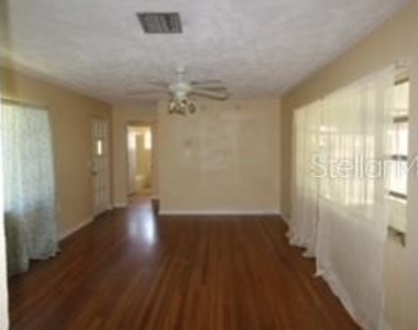 905 Marion Drive - Photo Thumbnail 2