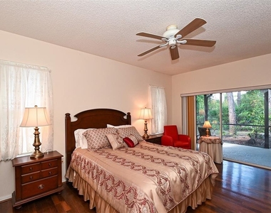 3866 Surrey Court - Photo Thumbnail 25