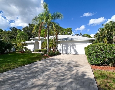 3866 Surrey Court - Photo Thumbnail 1