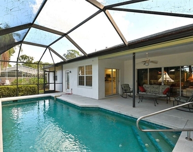 3866 Surrey Court - Photo Thumbnail 47