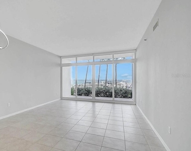 988 Blvd Of The Arts - Photo Thumbnail 40