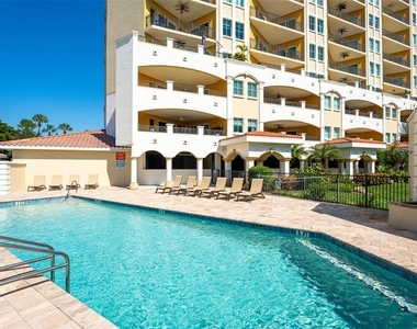 501 Haben Boulevard - Photo Thumbnail 7
