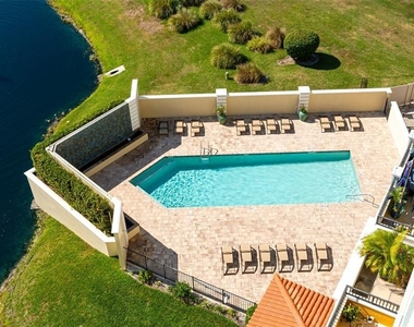 501 Haben Boulevard - Photo Thumbnail 6