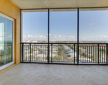 501 Haben Boulevard - Photo Thumbnail 18