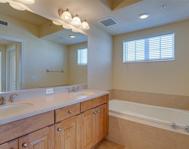 501 Haben Boulevard - Photo Thumbnail 16