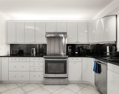1750 Benjamin Franklin Drive - Photo Thumbnail 6